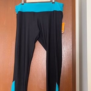 Avia Black and Blue Leggings NWT 
Plus Size 20
(XXL)